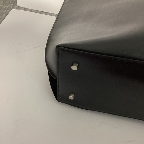 NWT CROMIA WOMAN'S LARGE LEATHER SUEDE TOTE BLACK  BAG FRINGE CHAINS AT FRONT - Picture 3 of 16